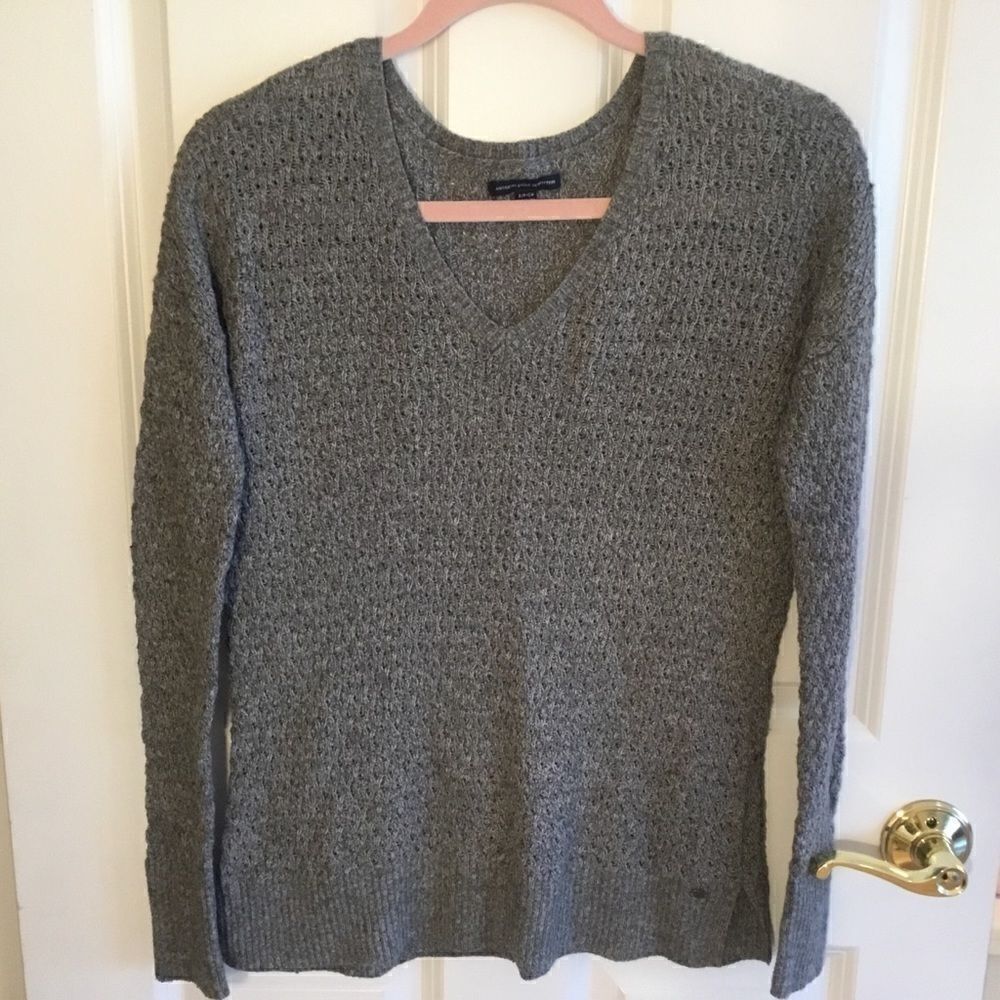 NWOT  American Eagle Women’s Sz. S Grey Sweater